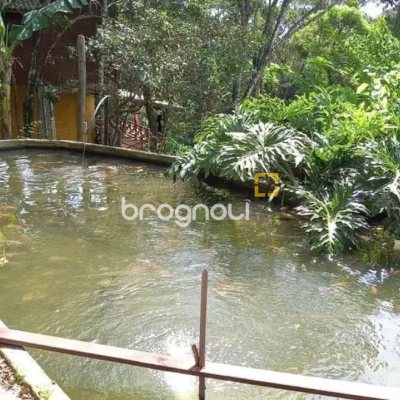 Sítio com 118m², 3 quartos (sendo 1 suíte), 4 garagens, no bairro Vargem do Bom Jesus em Florianópolis