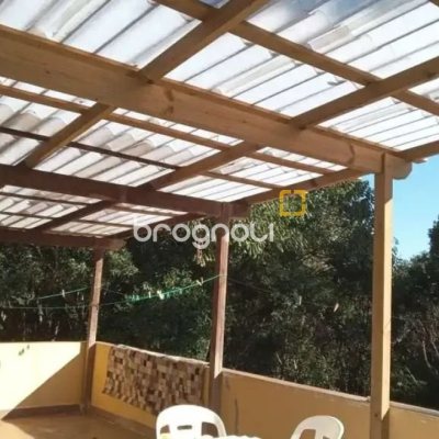 Sítio com 118m², 3 quartos (sendo 1 suíte), 4 garagens, no bairro Vargem do Bom Jesus em Florianópolis