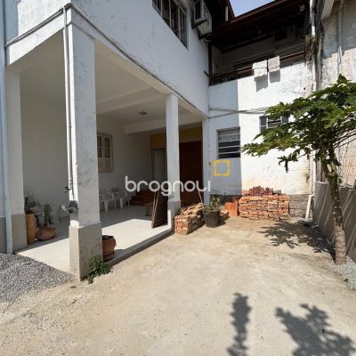 Casa com 107m², 3 quartos (sendo 1 suíte), 1 garagem, no bairro Centro em Florianópolis