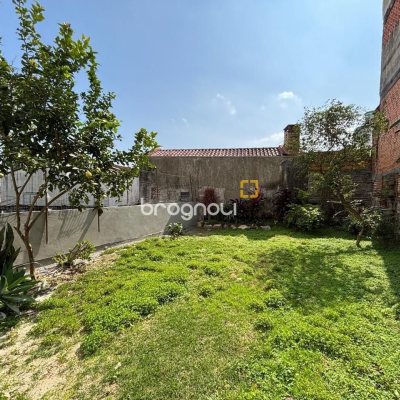 Casa com 107m², 3 quartos (sendo 1 suíte), 1 garagem, no bairro Centro em Florianópolis