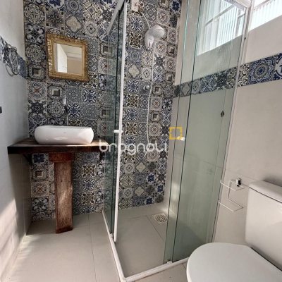 Casa com 107m², 3 quartos (sendo 1 suíte), 1 garagem, no bairro Centro em Florianópolis