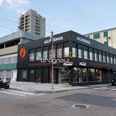 Prédio com 1250m², 10 garagens, no bairro Kobrasol em São José
