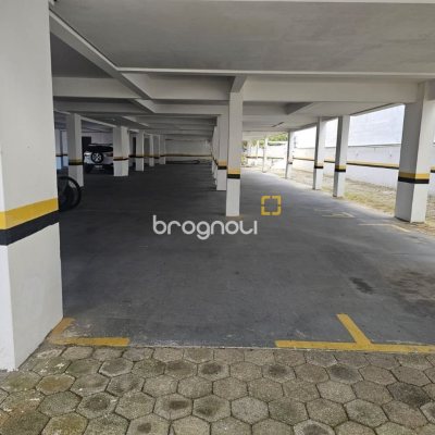 Apartamento com 49m², 1 quarto, 1 garagem, no bairro Itacorubi em Florianópolis