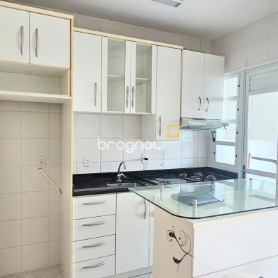 Apartamento com 49m², 1 quarto, 1 garagem, no bairro Itacorubi em Florianópolis