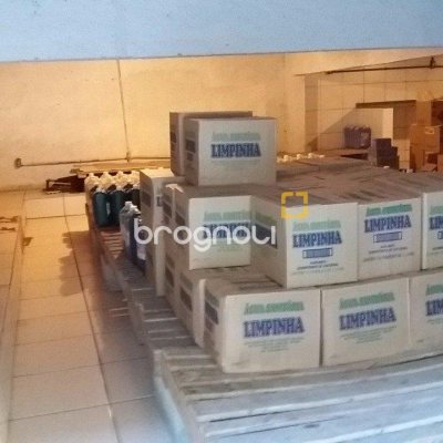 Galpão com 1270m², 6 garagens, no bairro Serraria em São José
