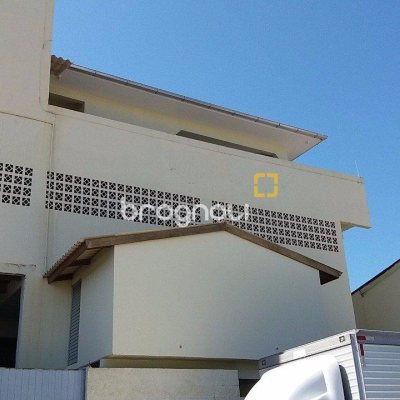 Galpão com 1270m², 6 garagens, no bairro Serraria em São José