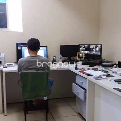 Galpão com 1270m², 6 garagens, no bairro Serraria em São José