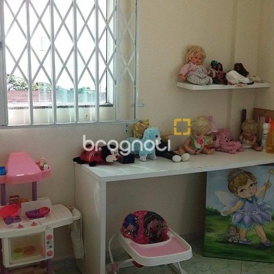 Galpão com 1270m², 6 garagens, no bairro Serraria em São José