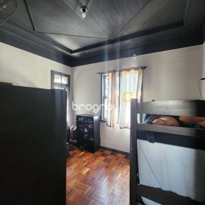 Casa com 121m², 5 quartos, 1 garagem, no bairro Centro em Florianópolis