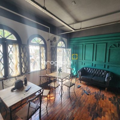 Casa com 121m², 5 quartos, 1 garagem, no bairro Centro em Florianópolis