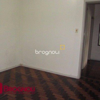 Apartamento com 88m², 3 quartos, no bairro Centro em Florianópolis