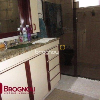 Apartamento com 88m², 3 quartos, no bairro Centro em Florianópolis