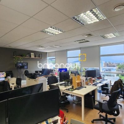 Sala com 100m², 4 garagens, no bairro Saco Grande em Florianópolis