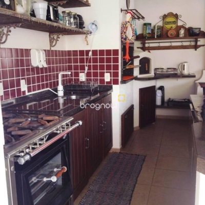 Casa com 1400m², 28 quartos, no bairro Lagoa da Conceição em Florianópolis