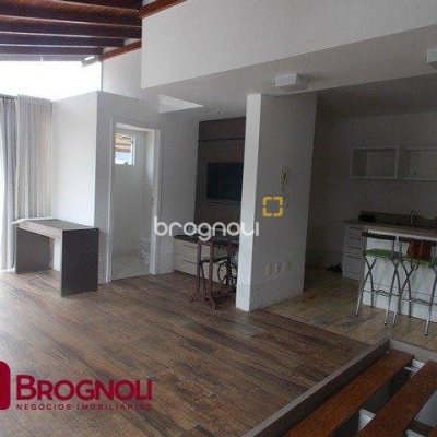 Cobertura com 163m², 3 quartos (sendo 1 suíte), 2 garagens, no bairro Trindade em Florianópolis