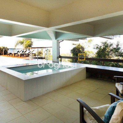 Casa de Condomínio com 517m², 5 quartos (sendo 2 suítes), no bairro Armação da Piedade em Governador Celso Ramos