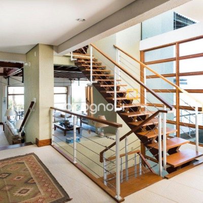 Casa de Condomínio com 517m², 5 quartos (sendo 2 suítes), no bairro Armação da Piedade em Governador Celso Ramos
