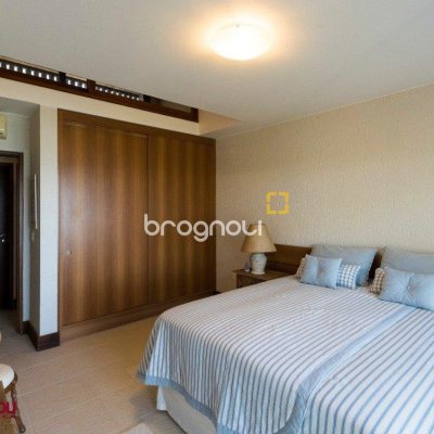 Casa de Condomínio com 517m², 5 quartos (sendo 2 suítes), no bairro Armação da Piedade em Governador Celso Ramos