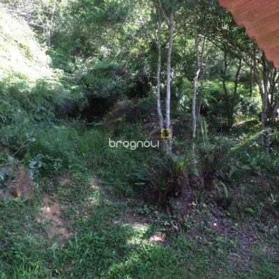 Sítio com 17763m², 3 quartos (sendo 1 suíte), 1 garagem, no bairro Vargem Pequena em Florianópolis