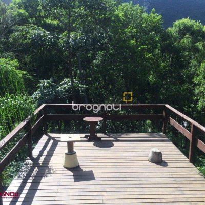 Sítio com 17763m², 3 quartos (sendo 1 suíte), 1 garagem, no bairro Vargem Pequena em Florianópolis