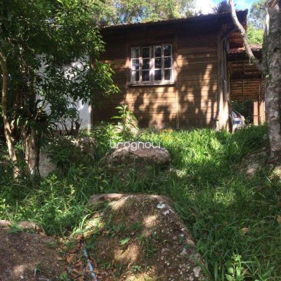 Sítio com 17763m², 3 quartos (sendo 1 suíte), 1 garagem, no bairro Vargem Pequena em Florianópolis