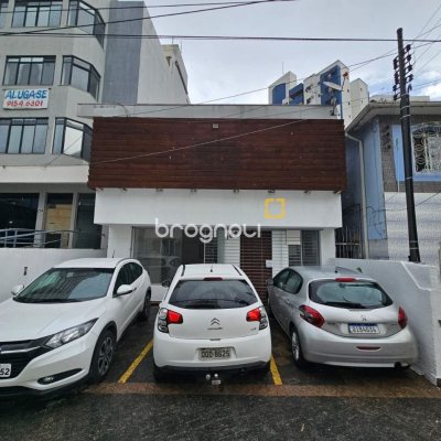 Casa com 198m², no bairro Centro em Florianópolis