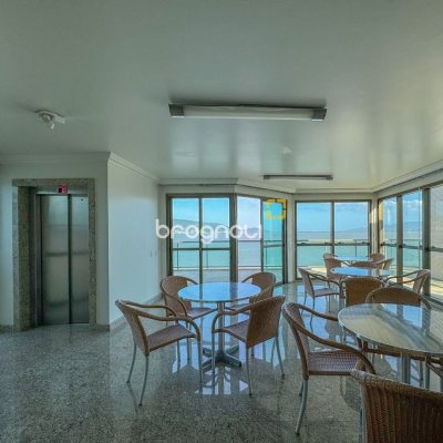 Apartamento com 130m², 3 quartos (sendo 2 suítes), 2 garagens, no bairro Coqueiros em Florianópolis