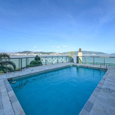 Apartamento com 130m², 3 quartos (sendo 2 suítes), 2 garagens, no bairro Coqueiros em Florianópolis