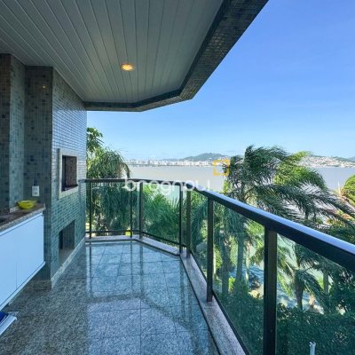 Apartamento com 130m², 3 quartos (sendo 2 suítes), 2 garagens, no bairro Coqueiros em Florianópolis