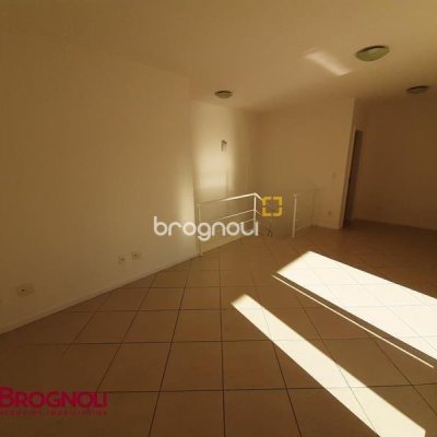 Cobertura com 159m², 3 quartos (sendo 1 suíte), 1 garagem, no bairro Agronômica em Florianópolis