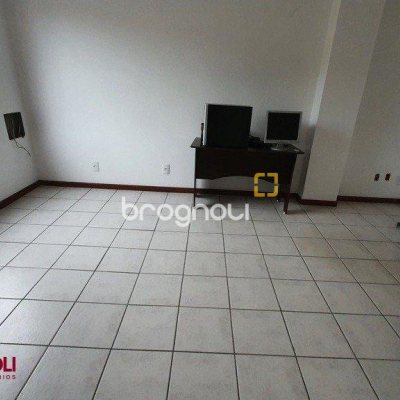 Casa com 314m², 3 garagens, no bairro Saco dos Limões em Florianópolis