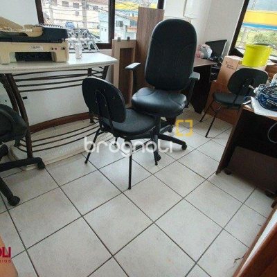 Casa com 314m², 3 garagens, no bairro Saco dos Limões em Florianópolis