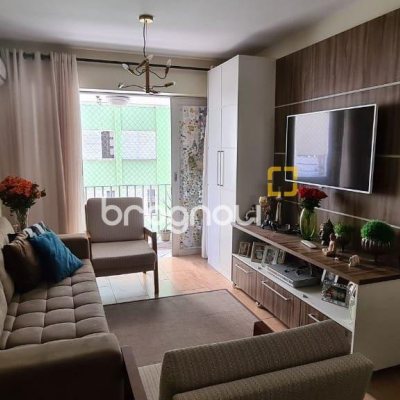 Apartamento com 92m², 2 quartos, 1 garagem, no bairro Centro em Florianópolis