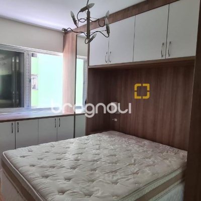 Apartamento com 92m², 2 quartos, 1 garagem, no bairro Centro em Florianópolis