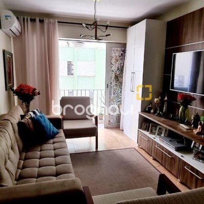Apartamento com 92m², 2 quartos, 1 garagem, no bairro Centro em Florianópolis