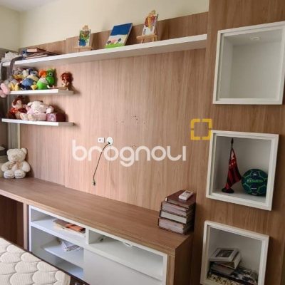 Apartamento com 92m², 2 quartos, 1 garagem, no bairro Centro em Florianópolis