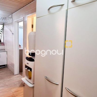 Apartamento com 92m², 2 quartos, 1 garagem, no bairro Centro em Florianópolis