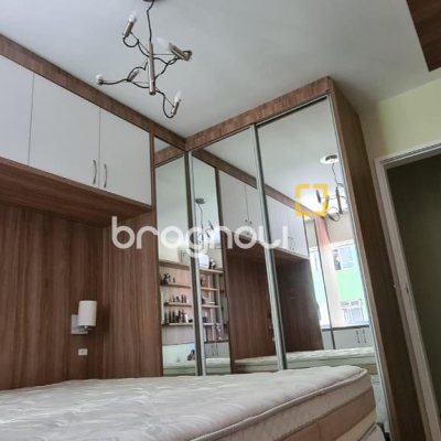 Apartamento com 92m², 2 quartos, 1 garagem, no bairro Centro em Florianópolis