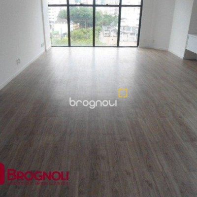 Sala com 336m², 6 garagens, no bairro Centro em Florianópolis