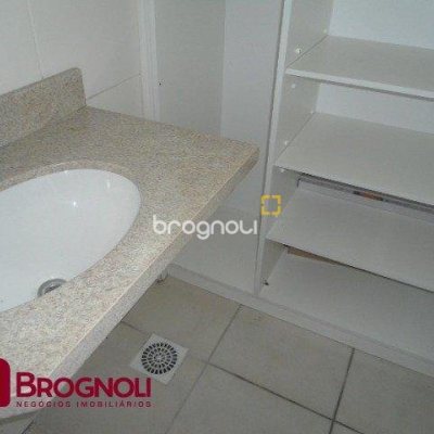 Sala com 336m², 6 garagens, no bairro Centro em Florianópolis