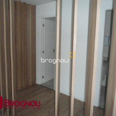 Sala com 336m², 6 garagens, no bairro Centro em Florianópolis