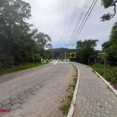 Terreno com 4990m², no bairro Vargem Pequena em Florianópolis