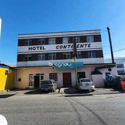 Prédio com 461m², 4 garagens, no bairro Estreito em Florianópolis