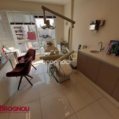 Sala com 25m², no bairro Centro em Florianópolis