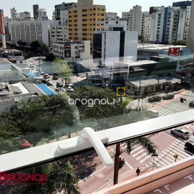 Sala com 25m², no bairro Centro em Florianópolis
