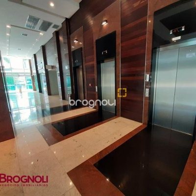 Sala com 25m², no bairro Centro em Florianópolis