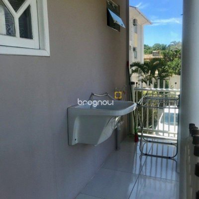 Casa com 320m², no bairro Canasvieiras em Florianópolis
