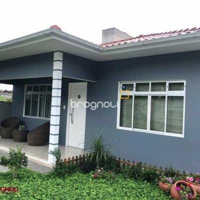 Casa com 320m², no bairro Canasvieiras em Florianópolis