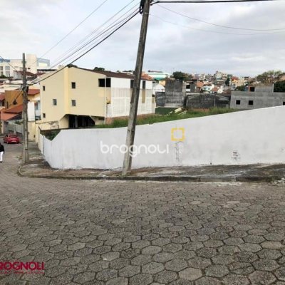 Terreno com 1465m², no bairro Jardim Atlântico em Florianópolis