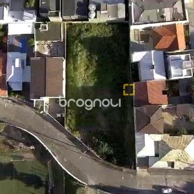 Terreno com 1465m², no bairro Jardim Atlântico em Florianópolis